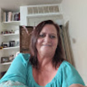 Meet your Posher, Shelly